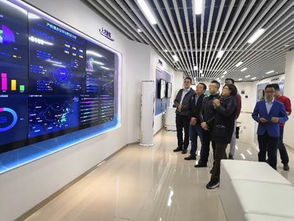 仙桃國(guó)際大數(shù)據(jù)谷專家蒞臨我校通信工程學(xué)院考察交流通信設(shè)備開發(fā)合作